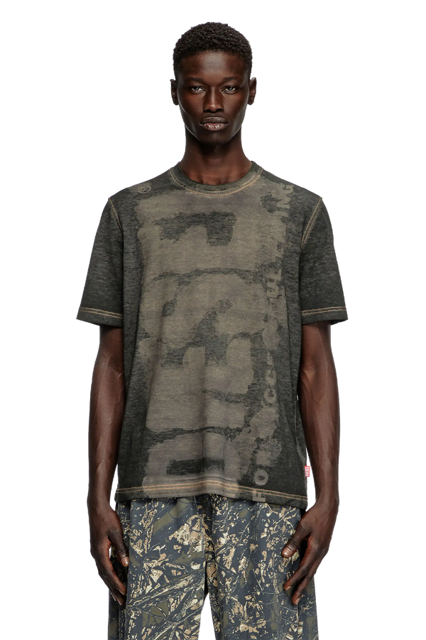T-Adjust R18 T-Shirt*