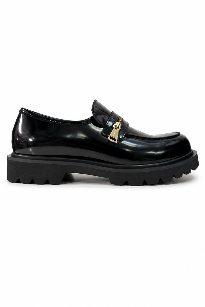 Shoes – Crossover International
